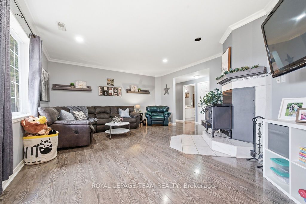 5195 Mcdonald's Corners Road Property Photo 23
