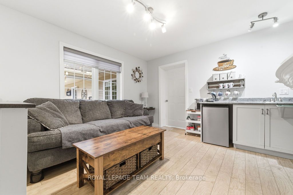 5195 Mcdonald's Corners Road Property Photo 42