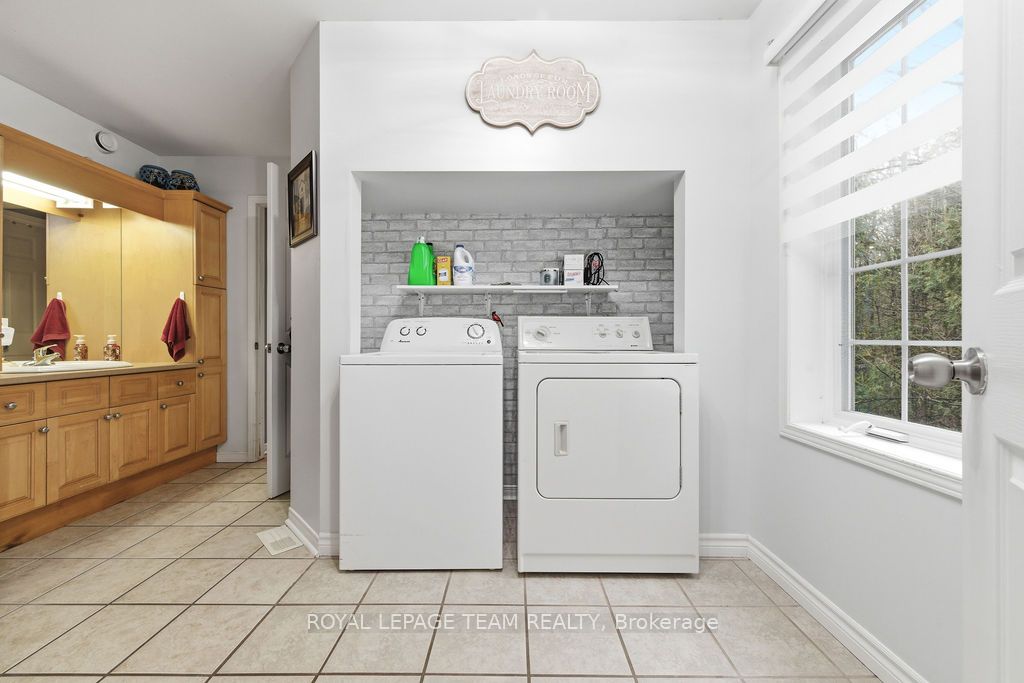 5195 Mcdonald's Corners Road Property Photo 43
