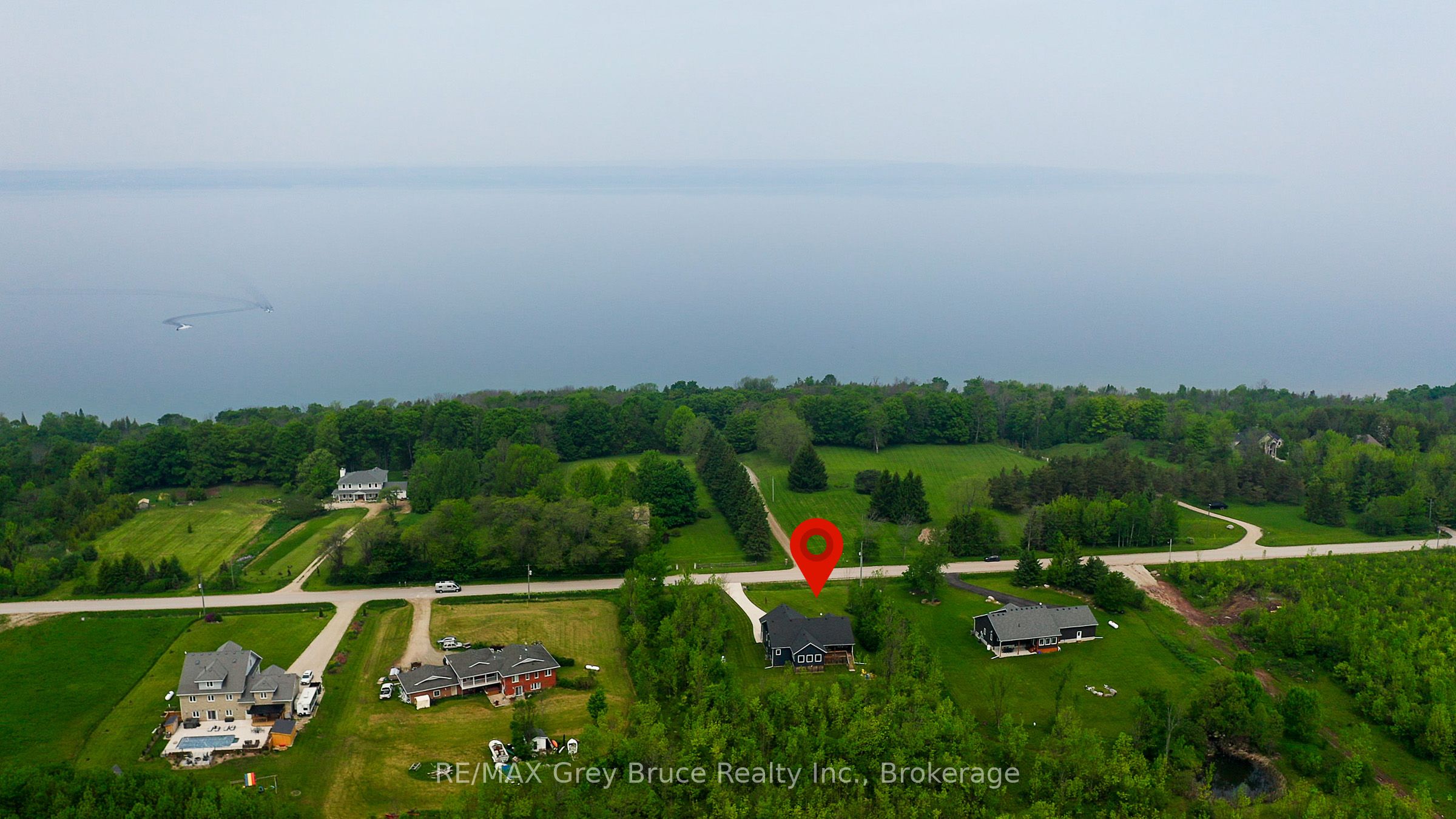 350293 A Concession Property Photo 4