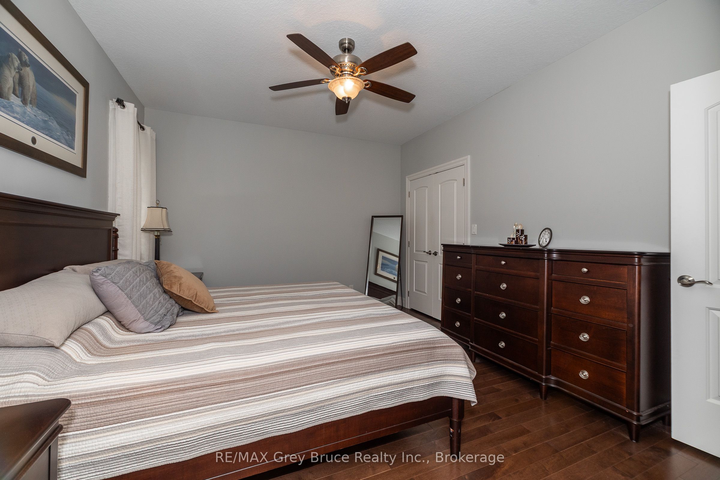 350293 A Concession Property Photo 25