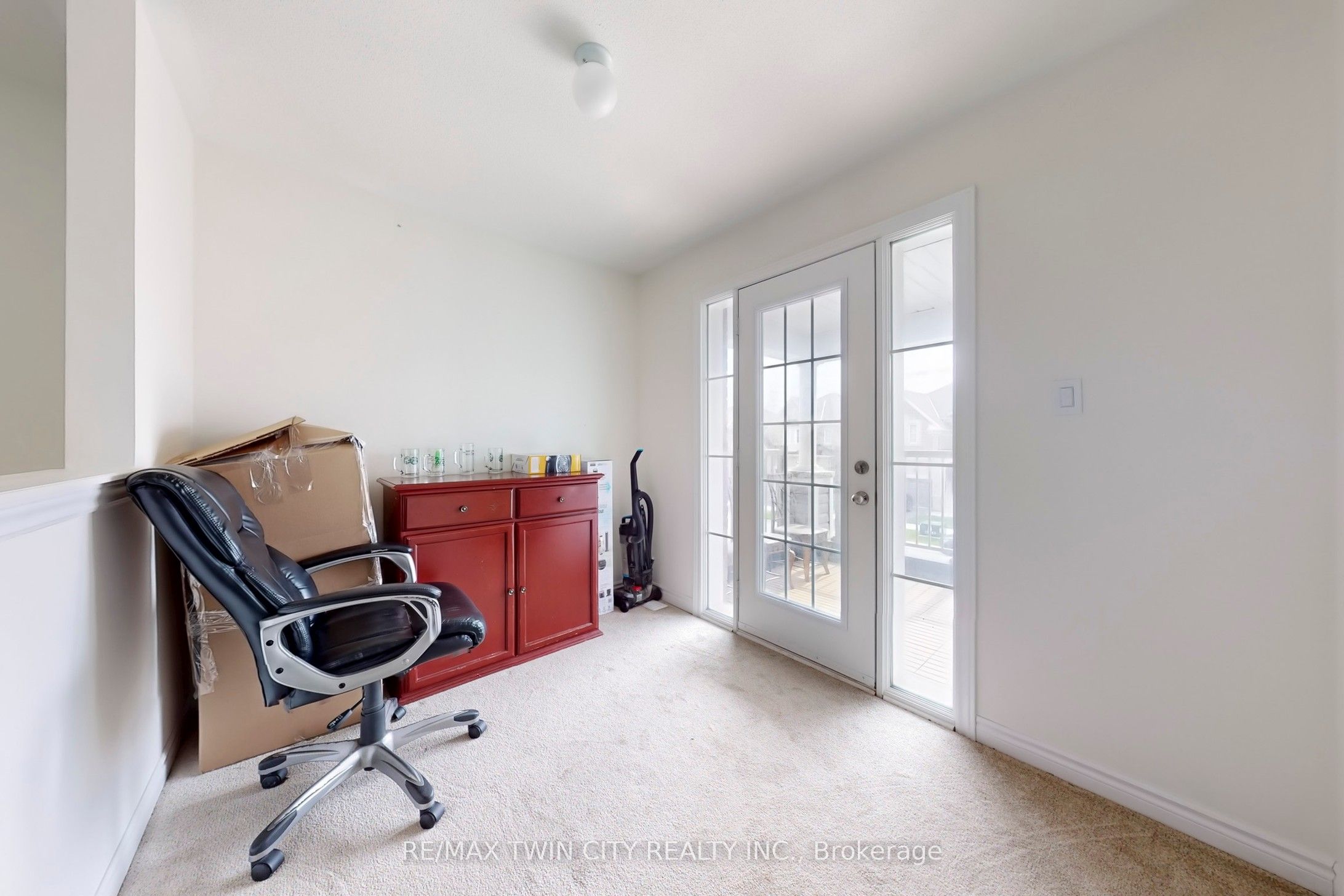 630 Lemay Grove Property Photo 38