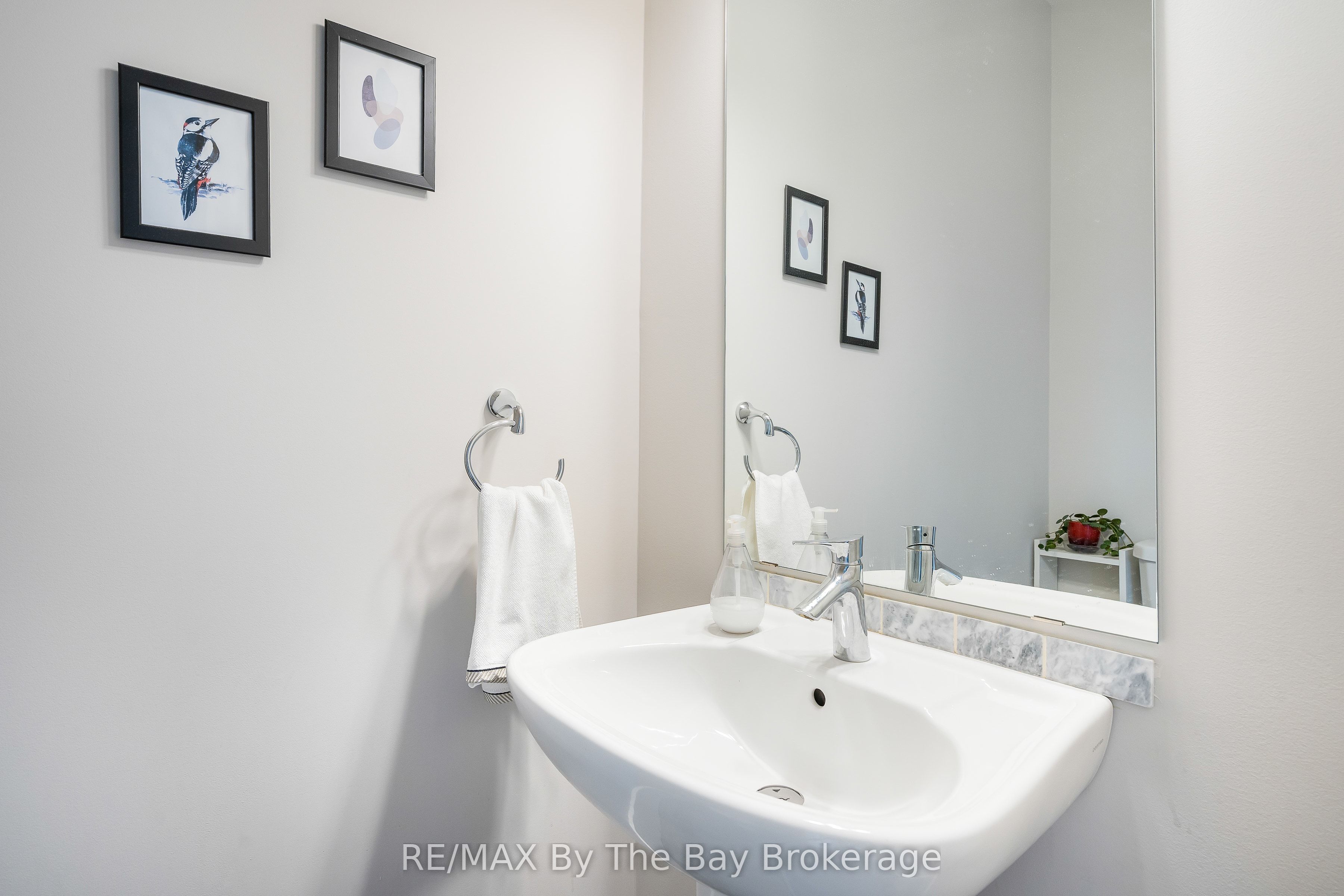 112 Sycamore Street Property Photo 9
