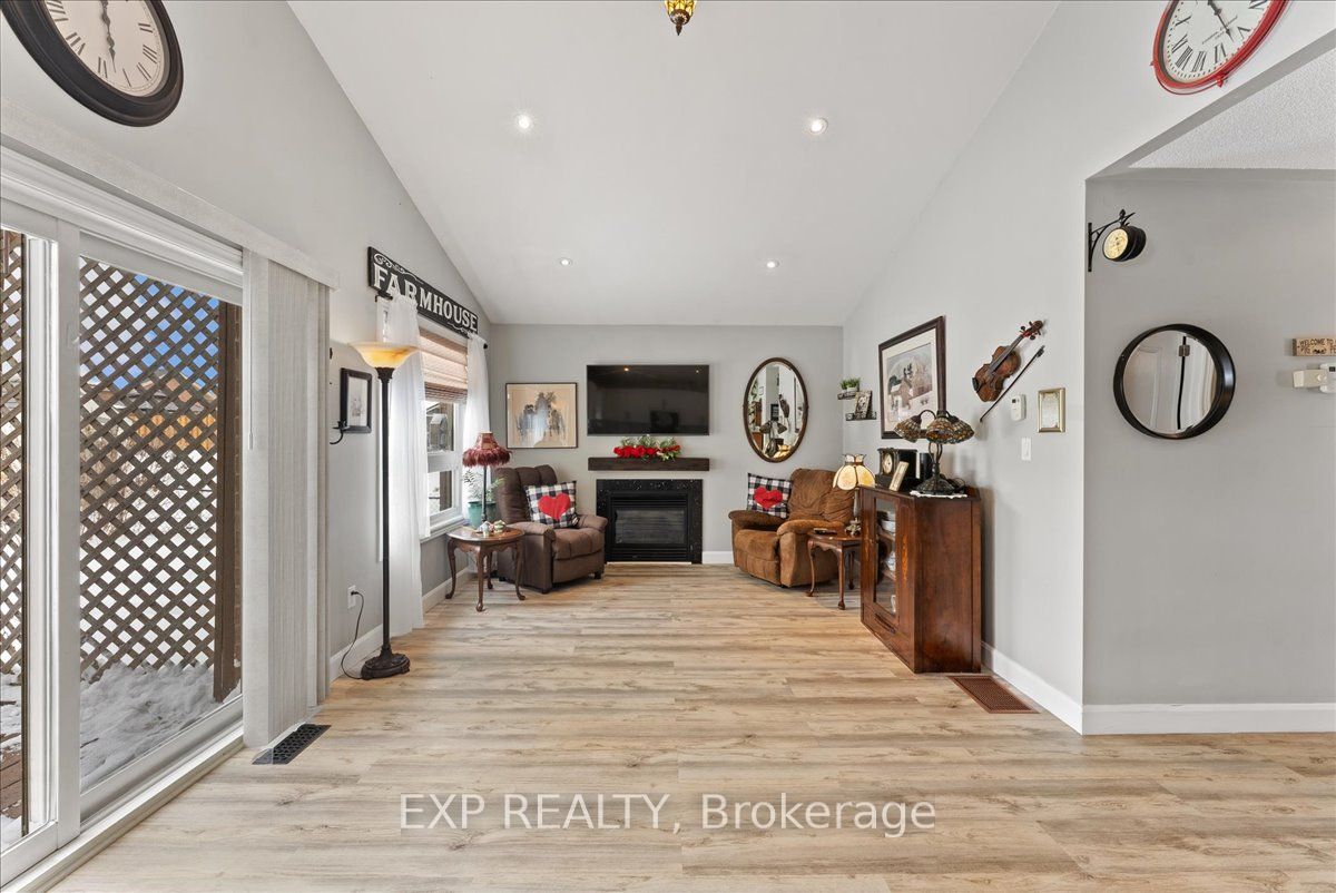 37 White Hart Lane Property Photo 13