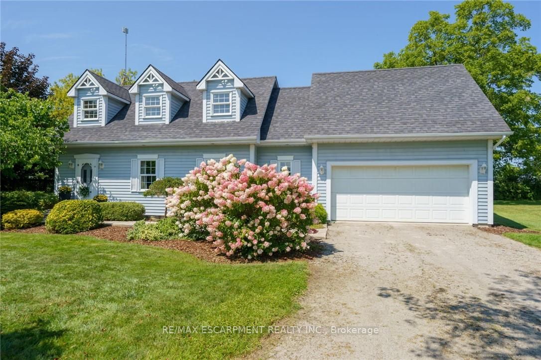 1042 River Road Property Photo 3