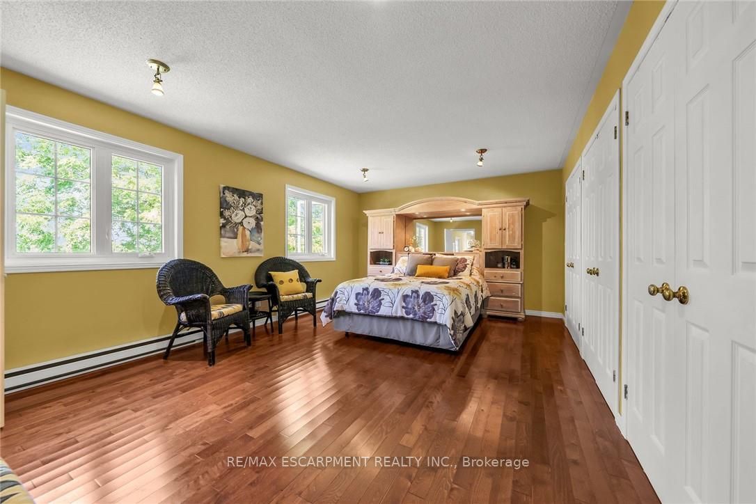 1042 River Road Property Photo 26