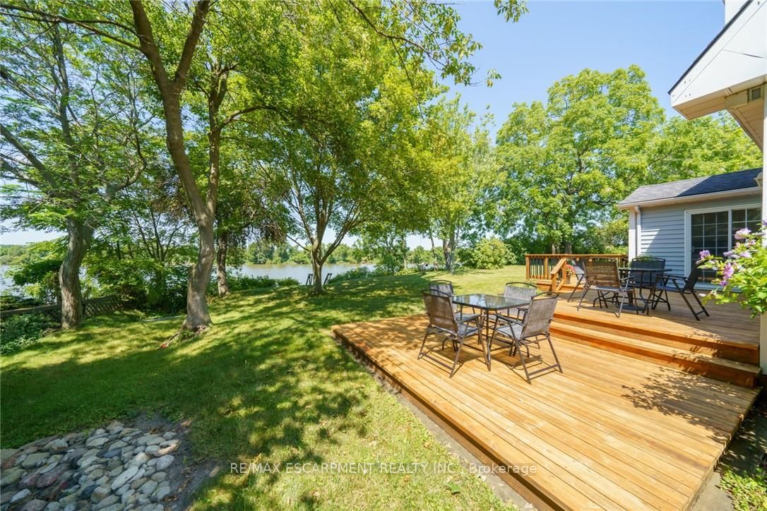 1042 River Road Property Photo 30
