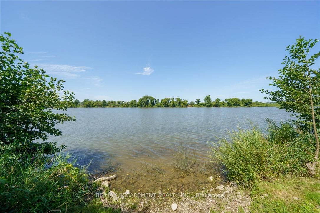 1042 River Road Property Photo 35