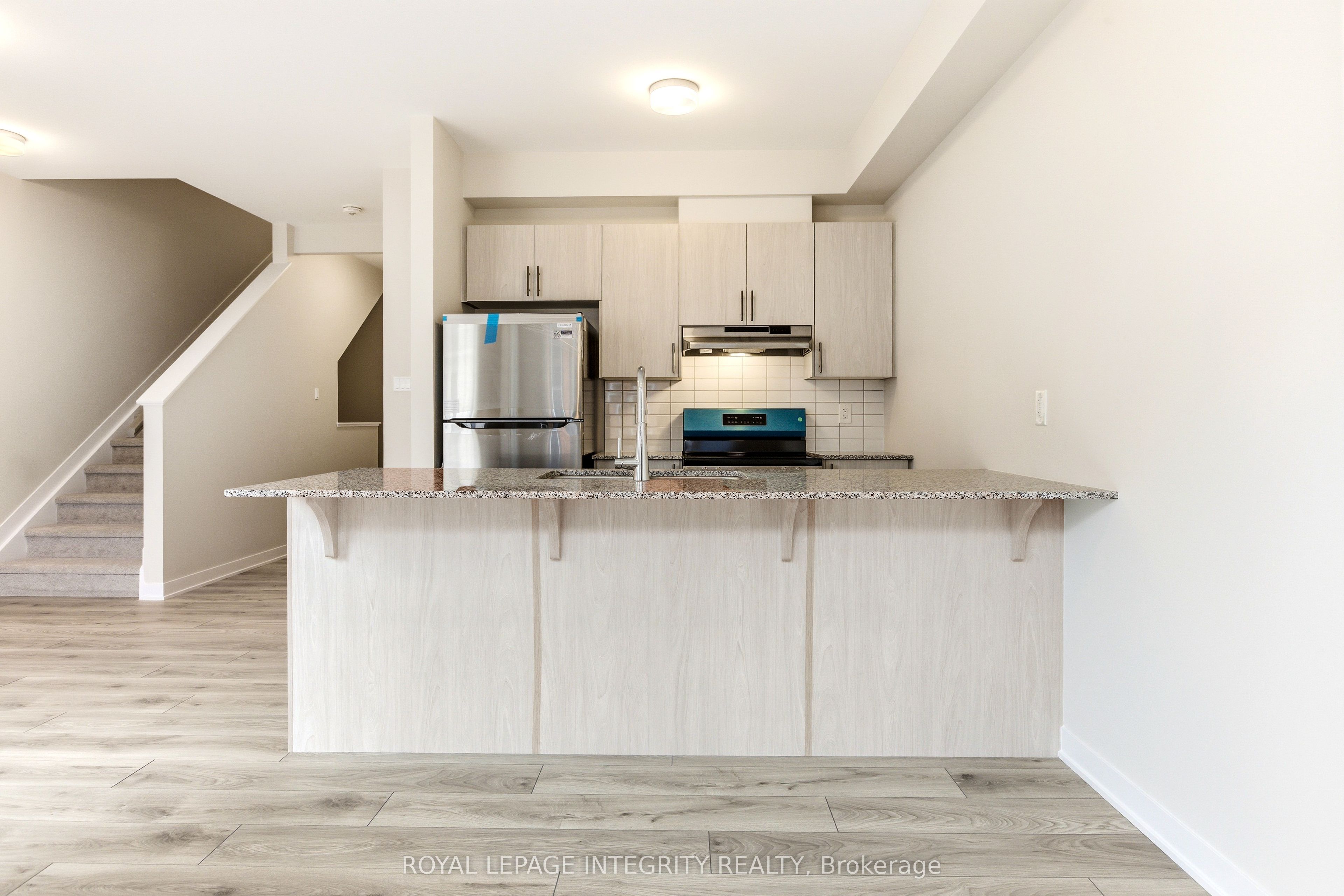418 Les Emmerson Drive Property Photo 17
