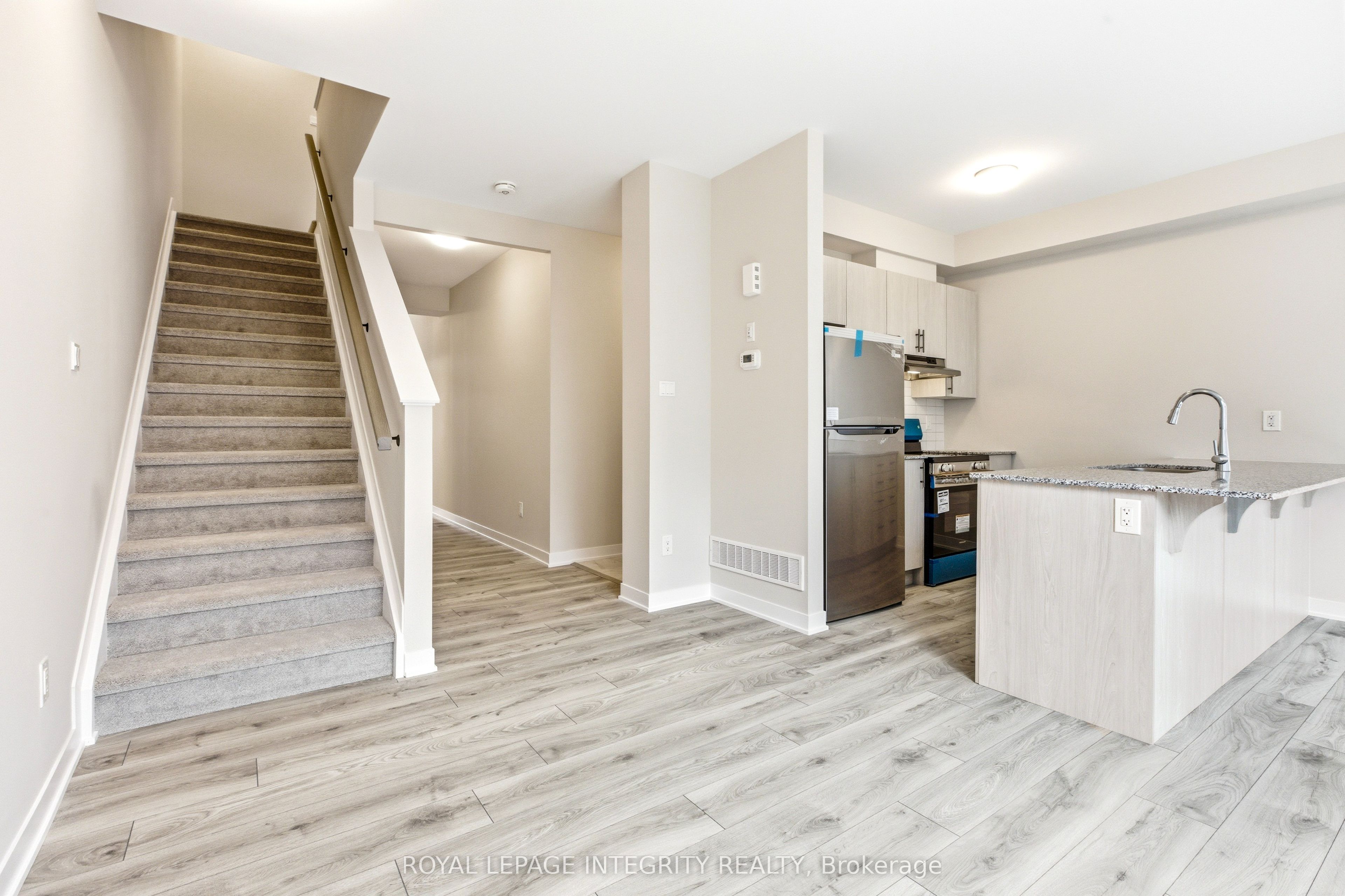418 Les Emmerson Drive Property Photo 18