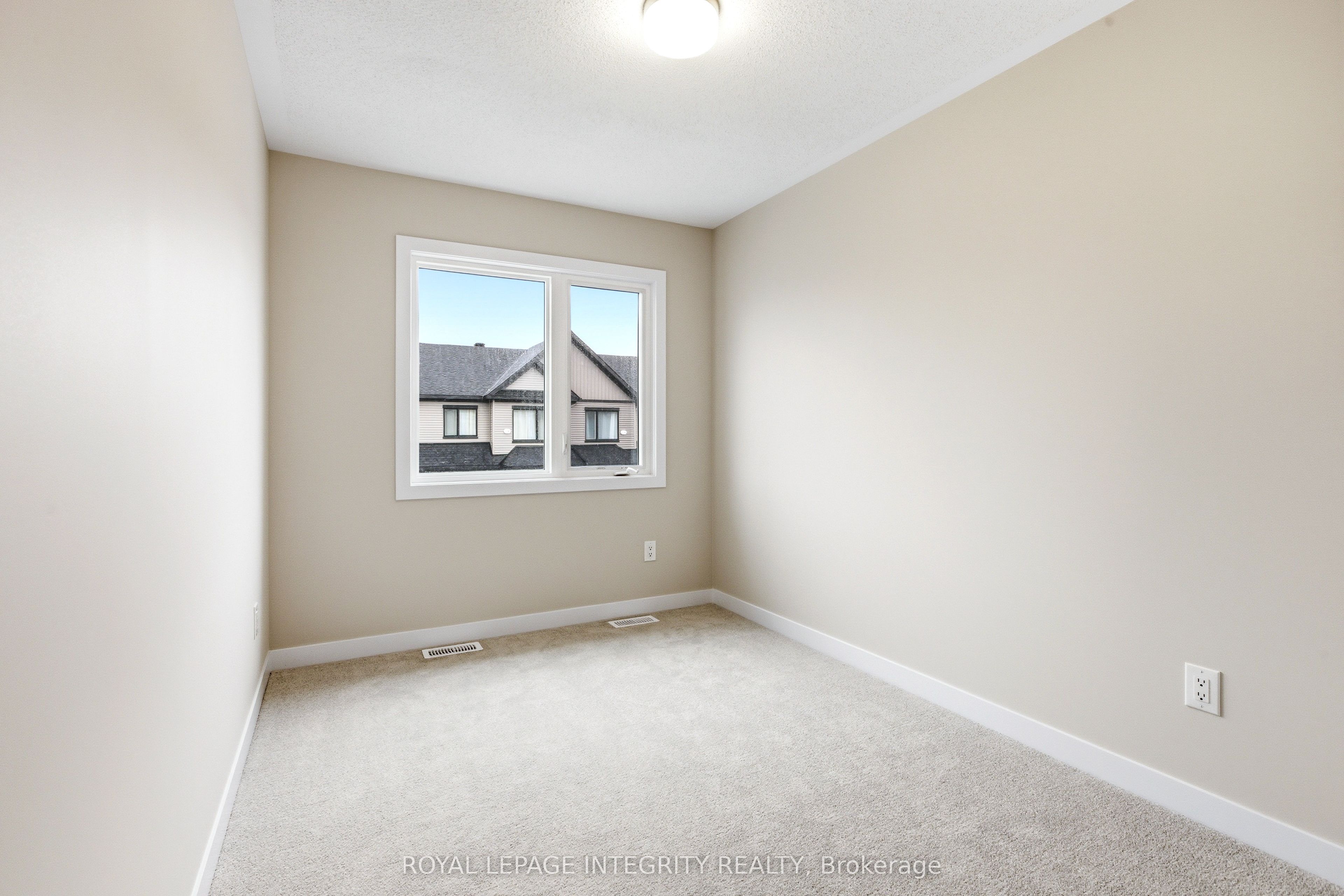 418 Les Emmerson Drive Property Photo 28