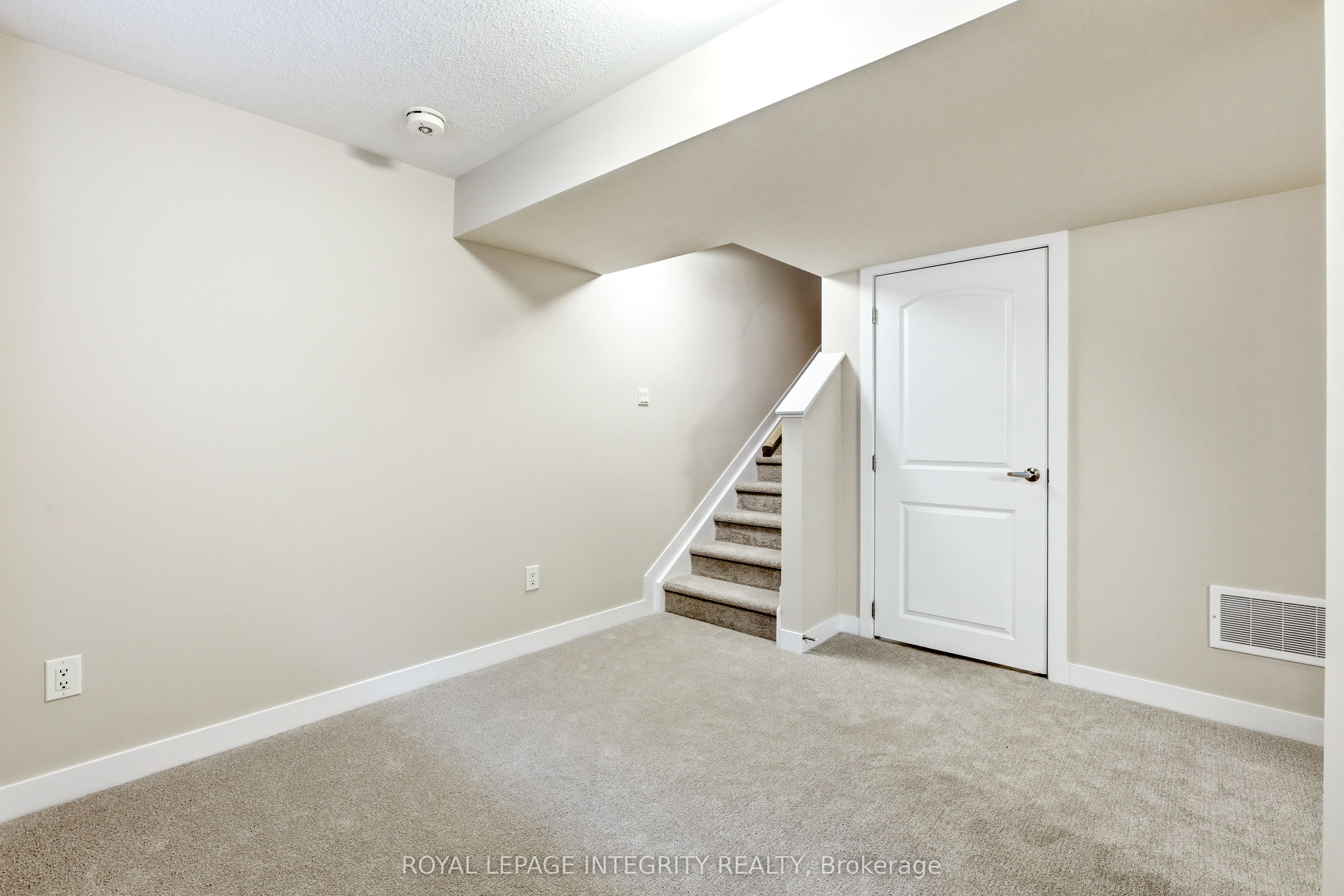 418 Les Emmerson Drive Property Photo 38