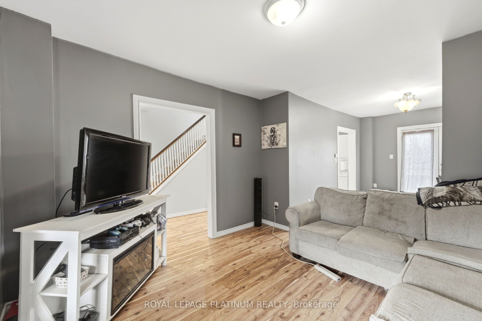 99 Robins Avenue Property Photo 7