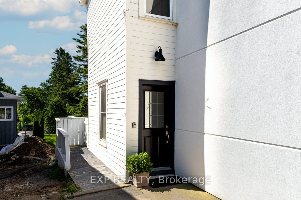 297 Main Street Property Photo 21