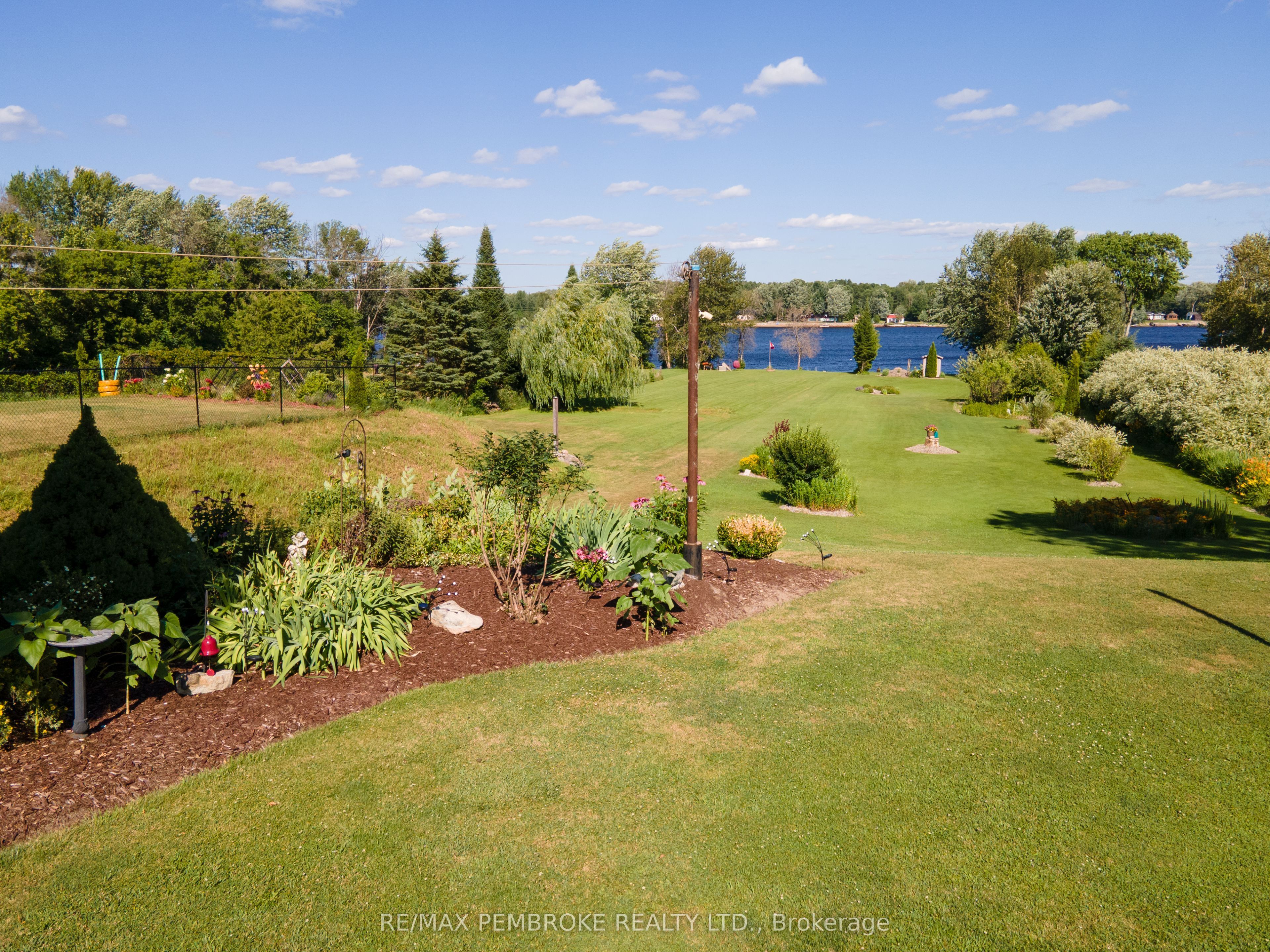 48 Lacroix Bay Road Property Photo 11