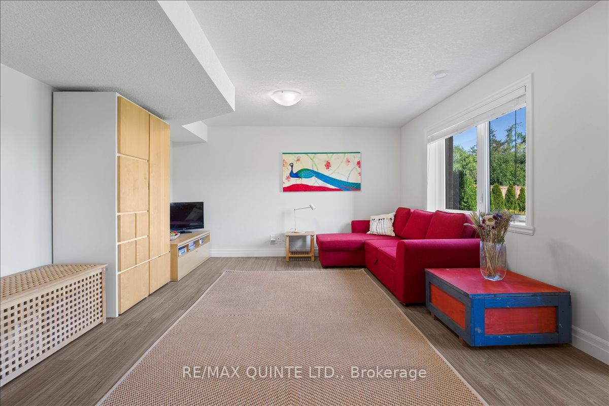 6 Granby Court Property Photo 22