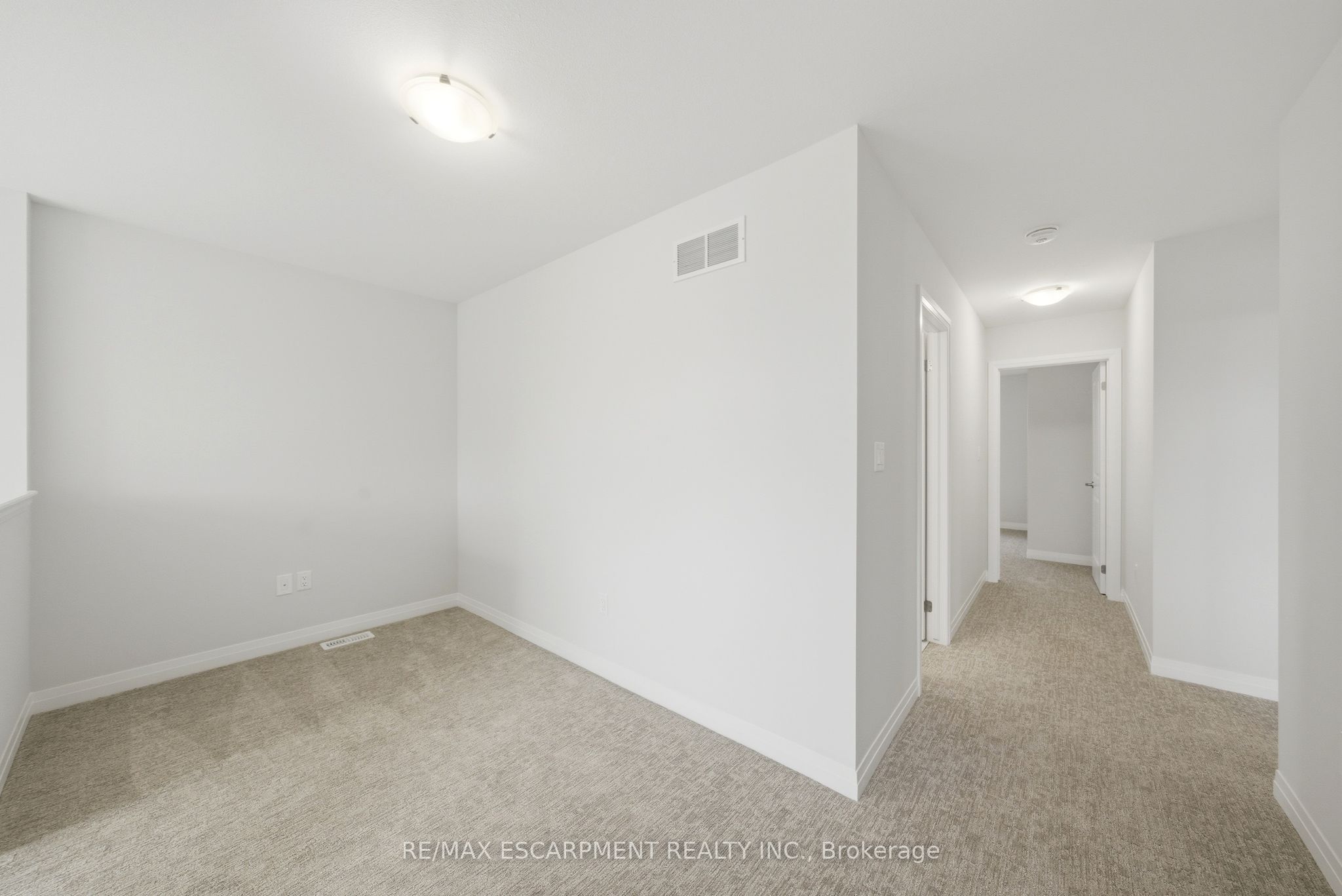 778 Bradford Avenue Property Photo 25