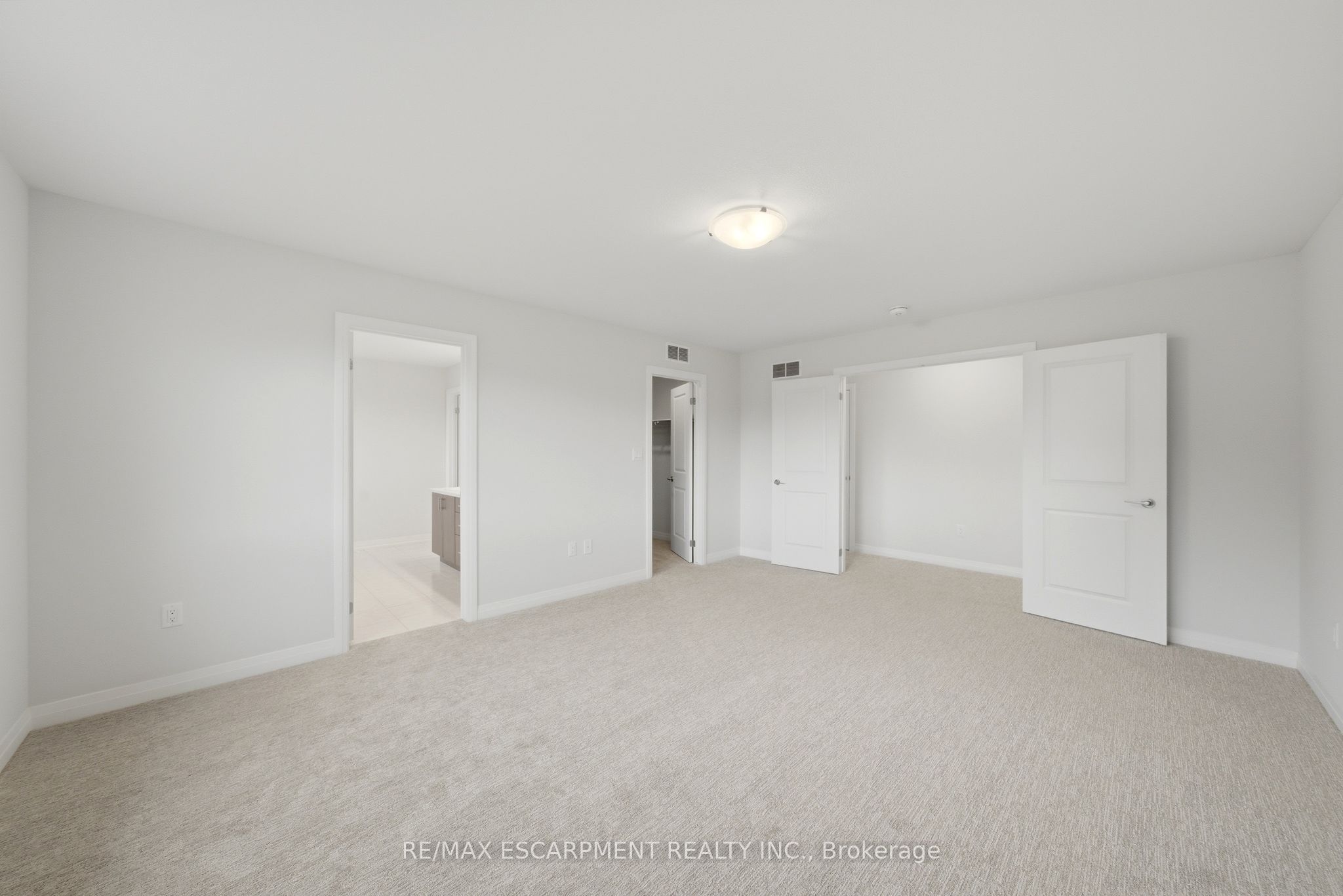 778 Bradford Avenue Property Photo 35