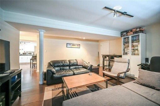 86 Chatham Street Lower Property Photo 6