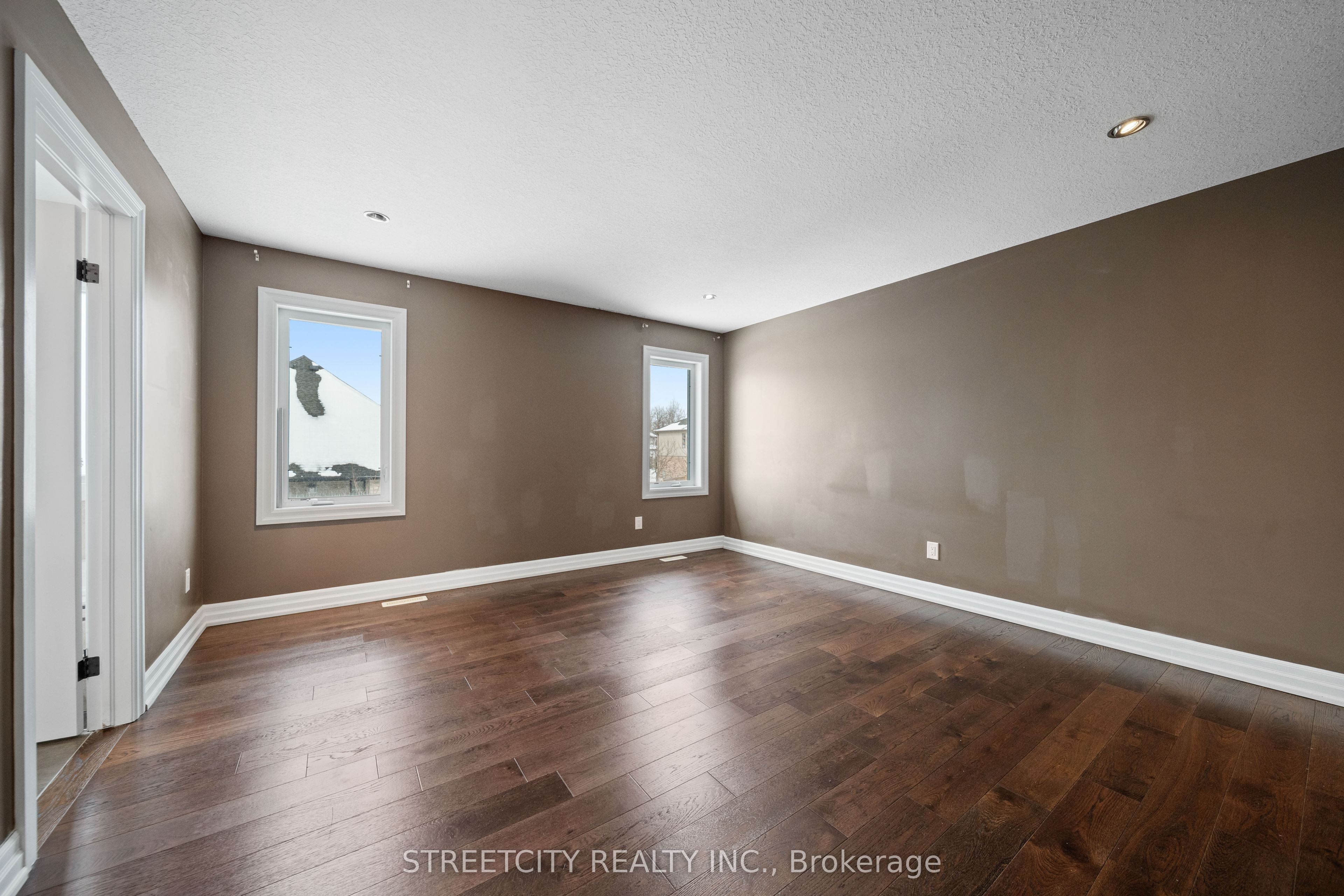 6540 Upper Canada Cross Property Photo 21