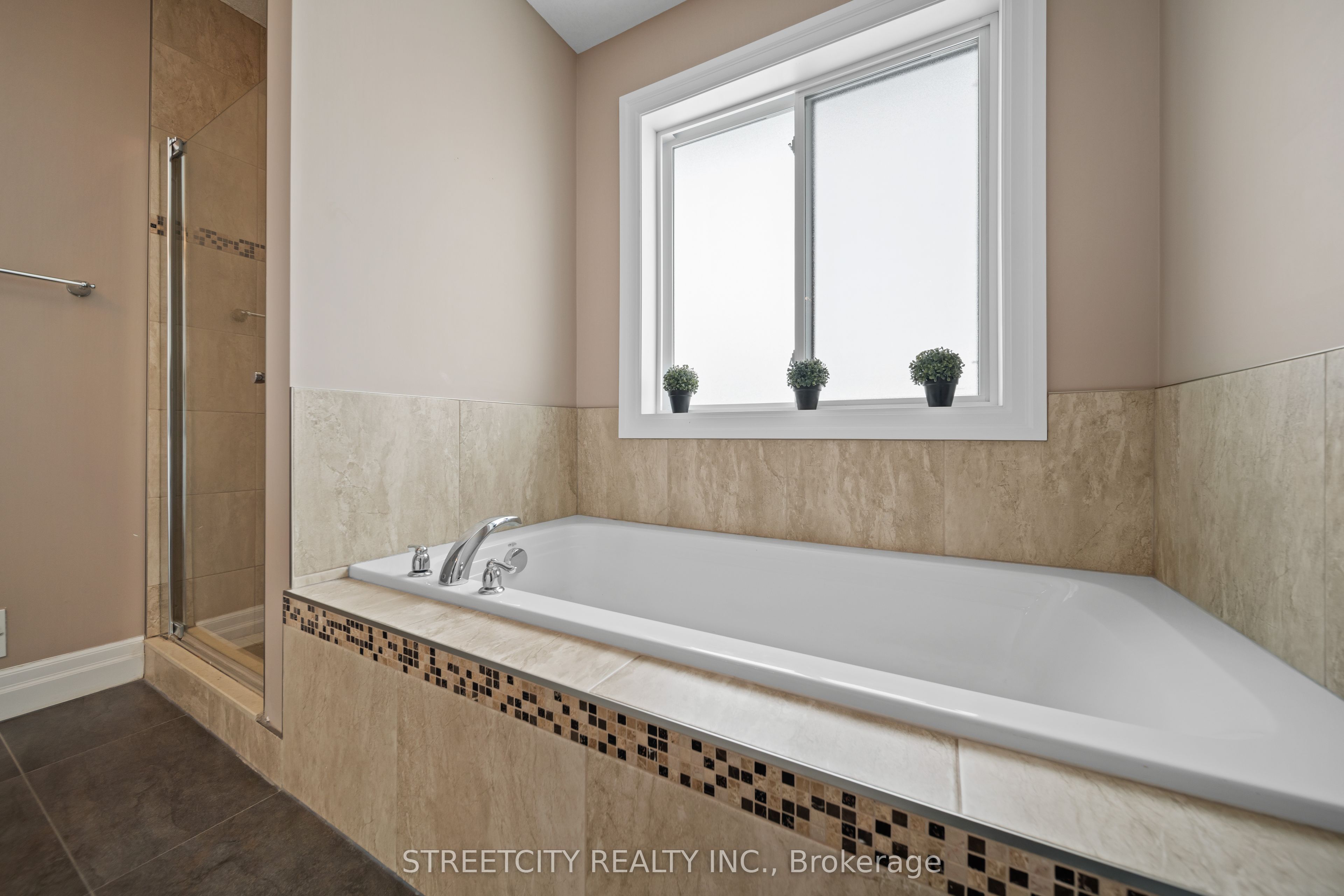 6540 Upper Canada Cross Property Photo 26