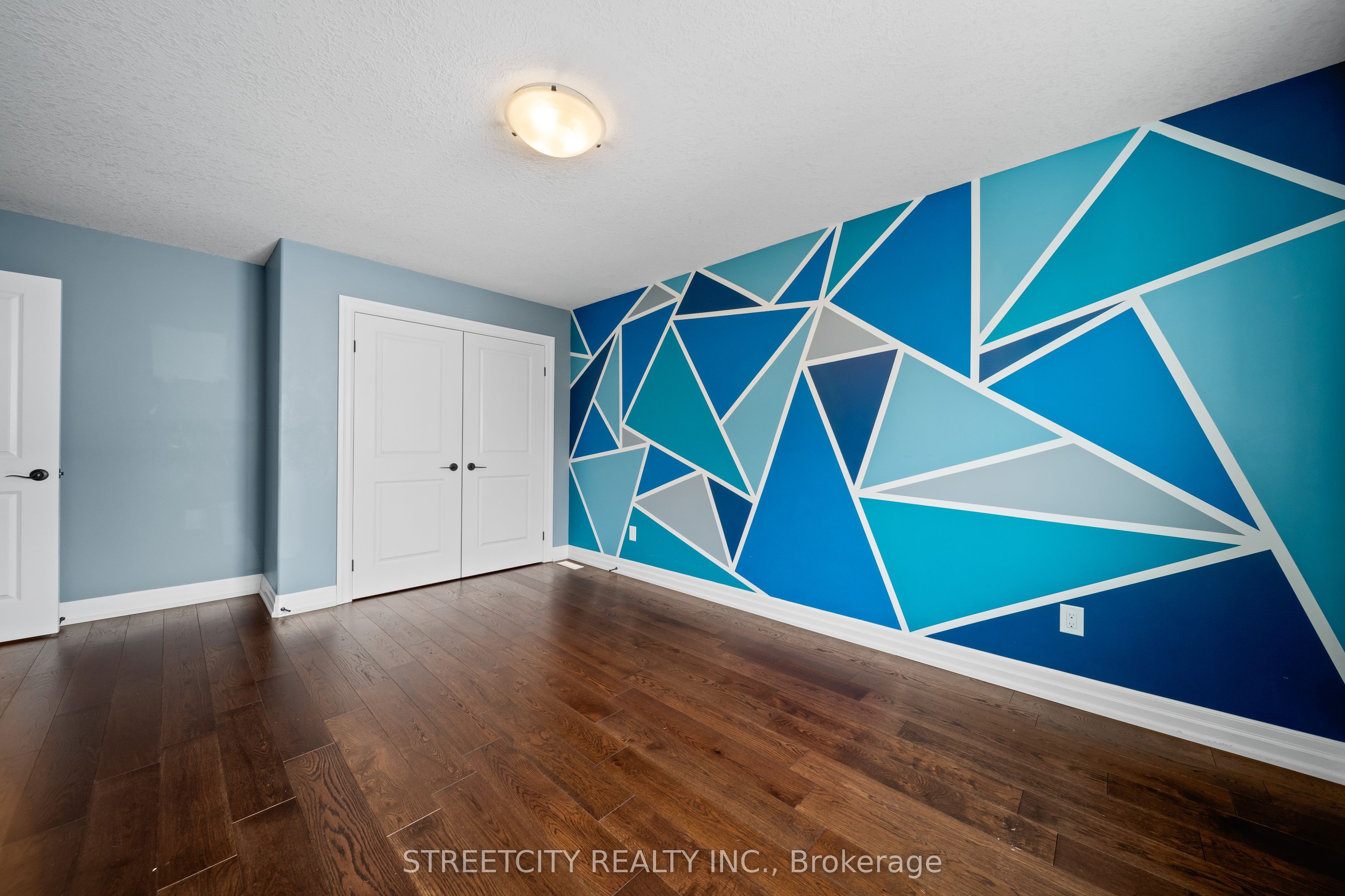 6540 Upper Canada Cross Property Photo 33