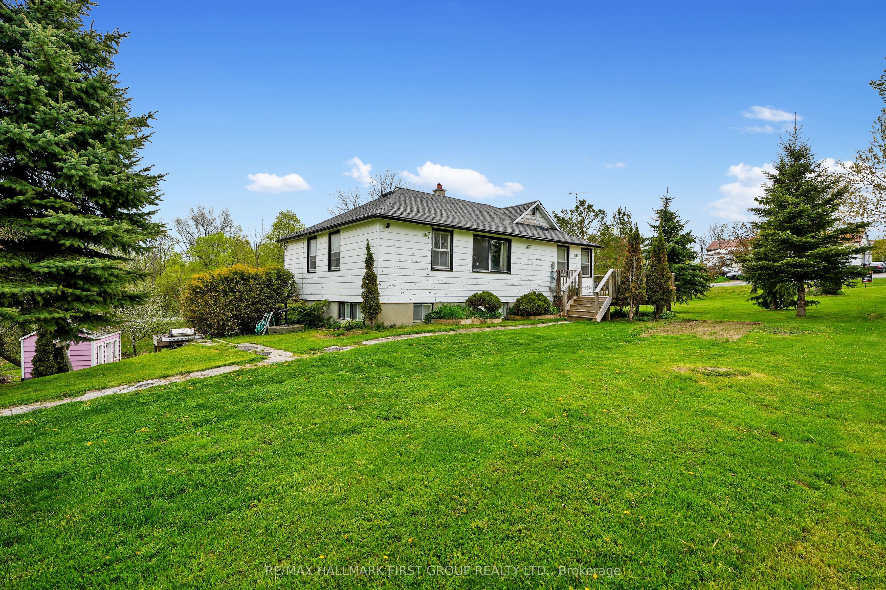 19 Halstead Road Property Photo 1