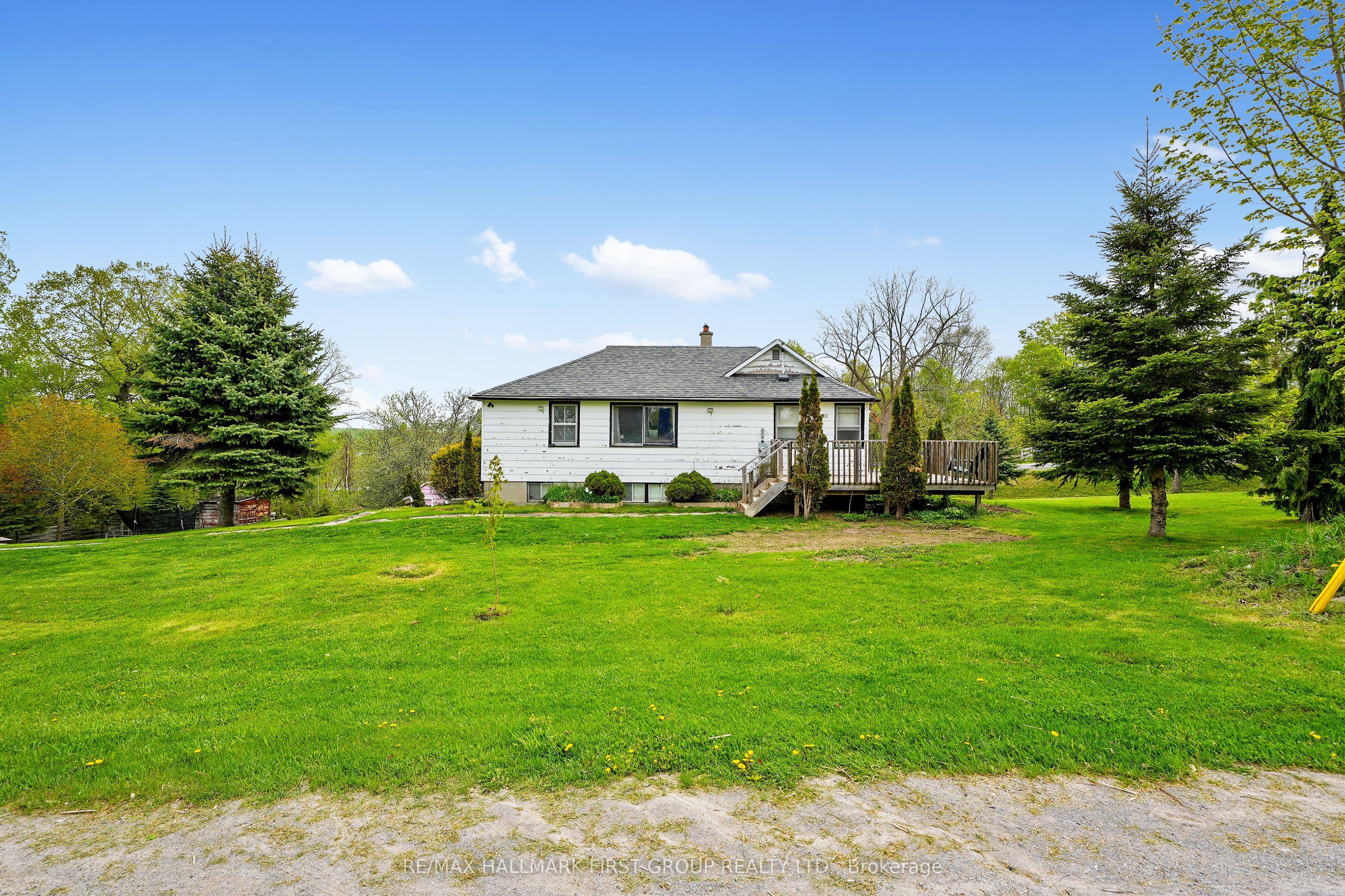 19 Halstead Road Property Photo 2