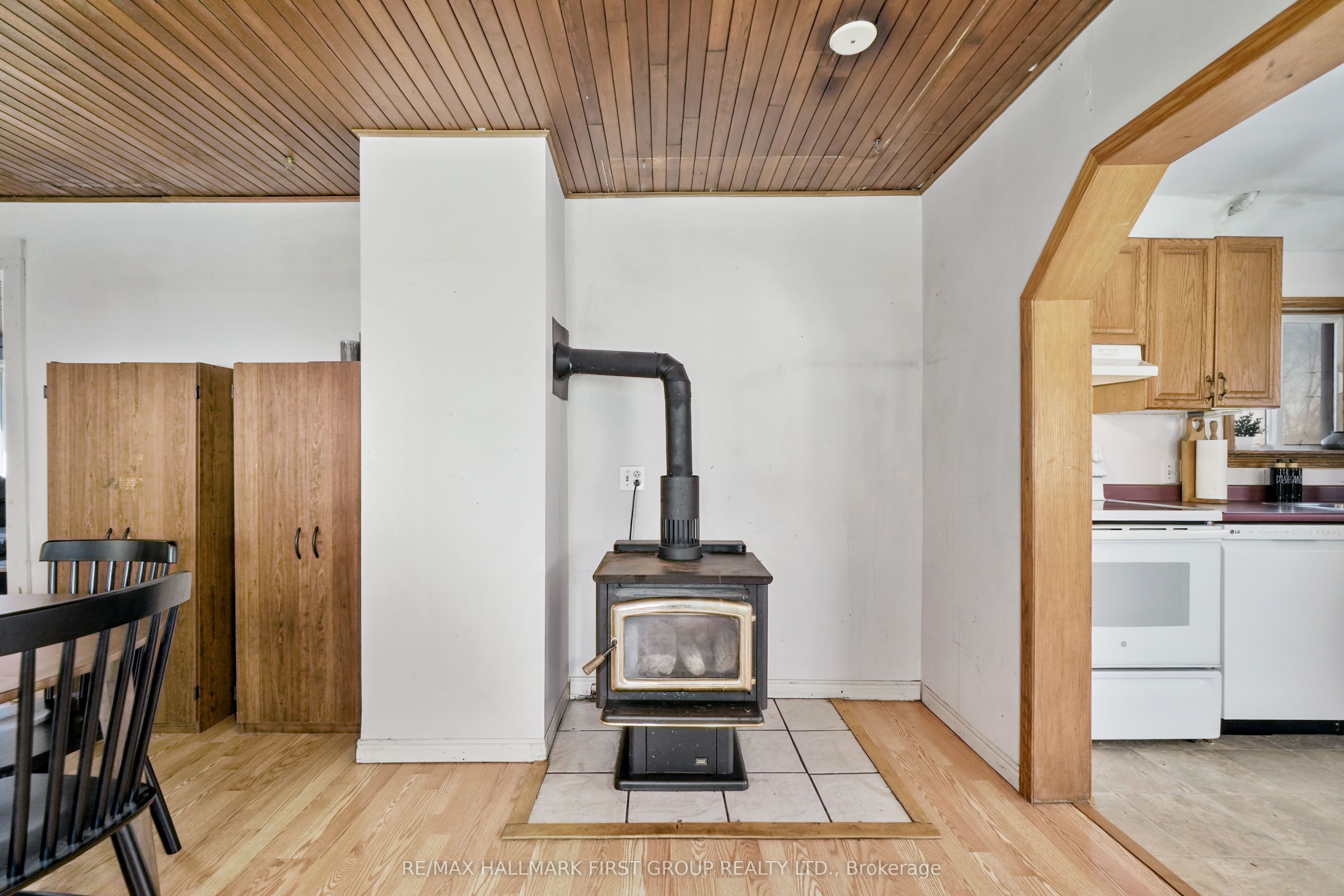 19 Halstead Road Property Photo 4