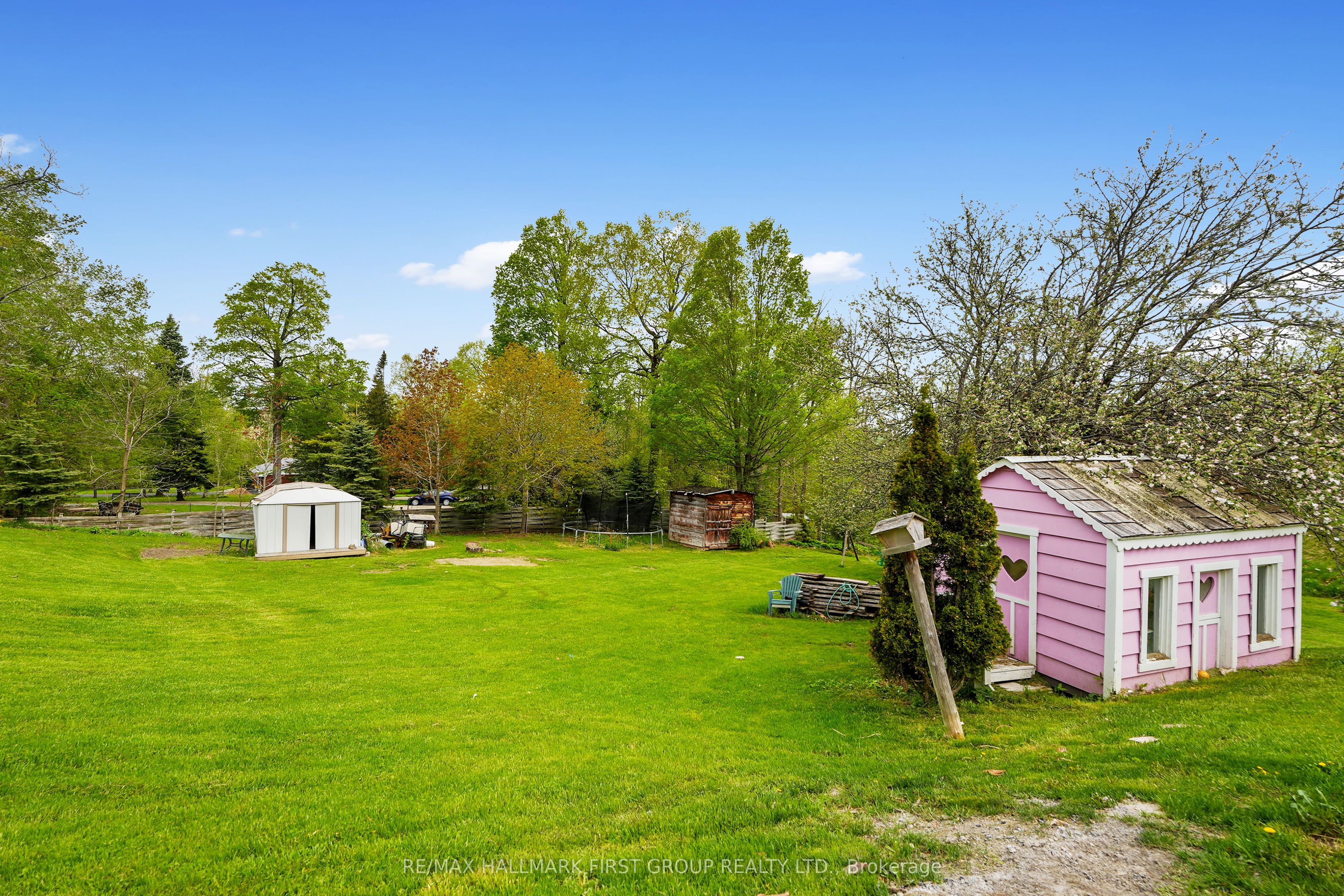 19 Halstead Road Property Photo 35