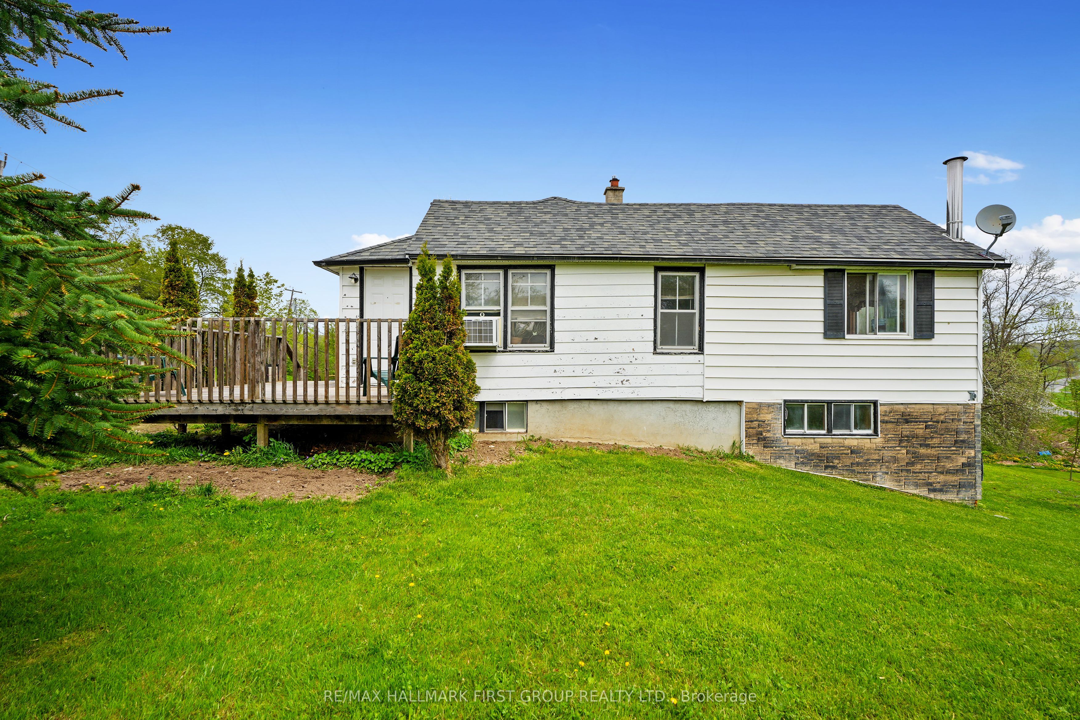 19 Halstead Road Property Photo 40