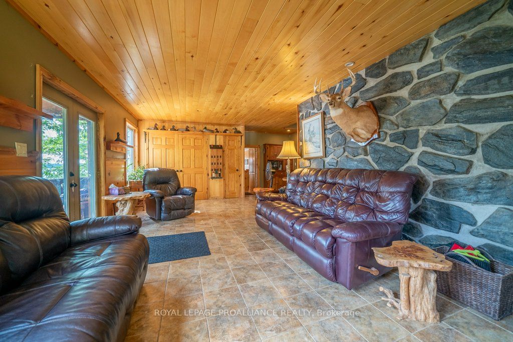 2475 Alfs Bay Lane Property Photo 13