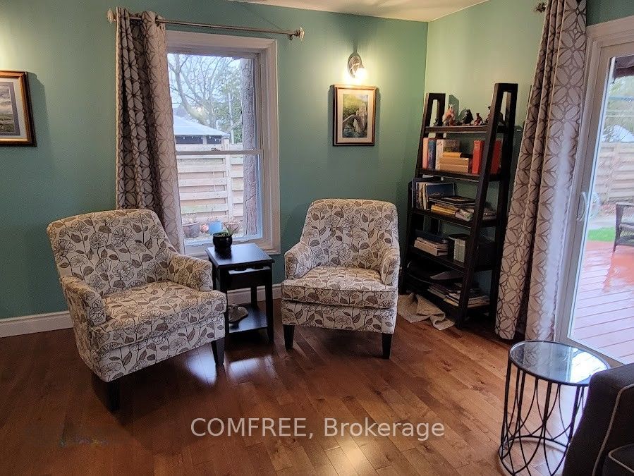 136 John Street Property Photo 12