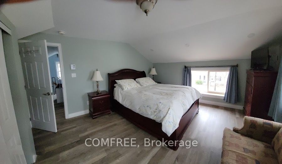 136 John Street Property Photo 21