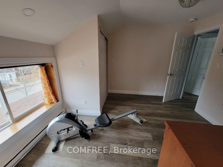 136 John Street Property Photo 24