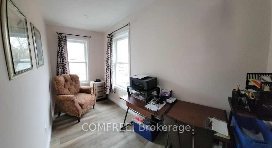 136 John Street Property Photo 29