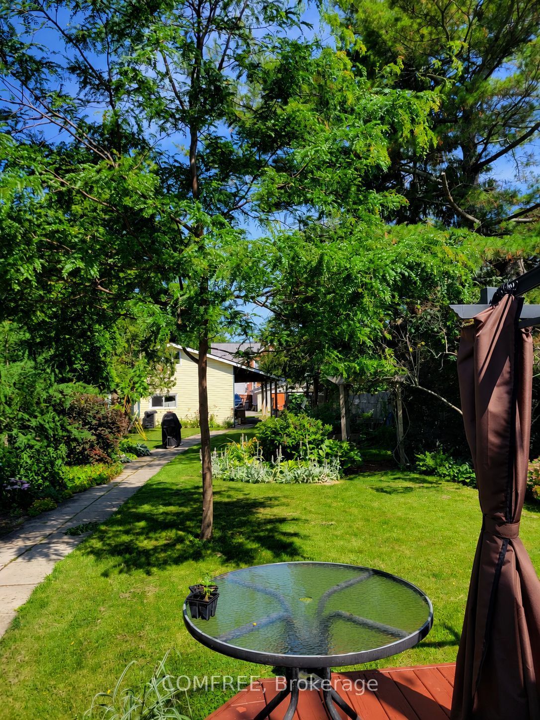136 John Street Property Photo 34