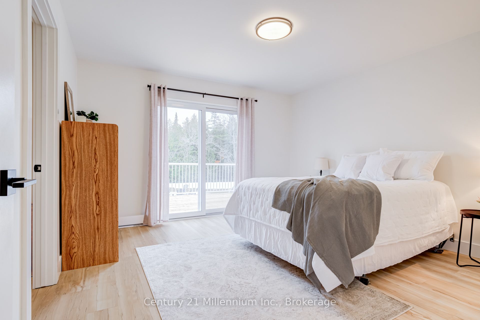 12 Nicholas Street Property Photo 16