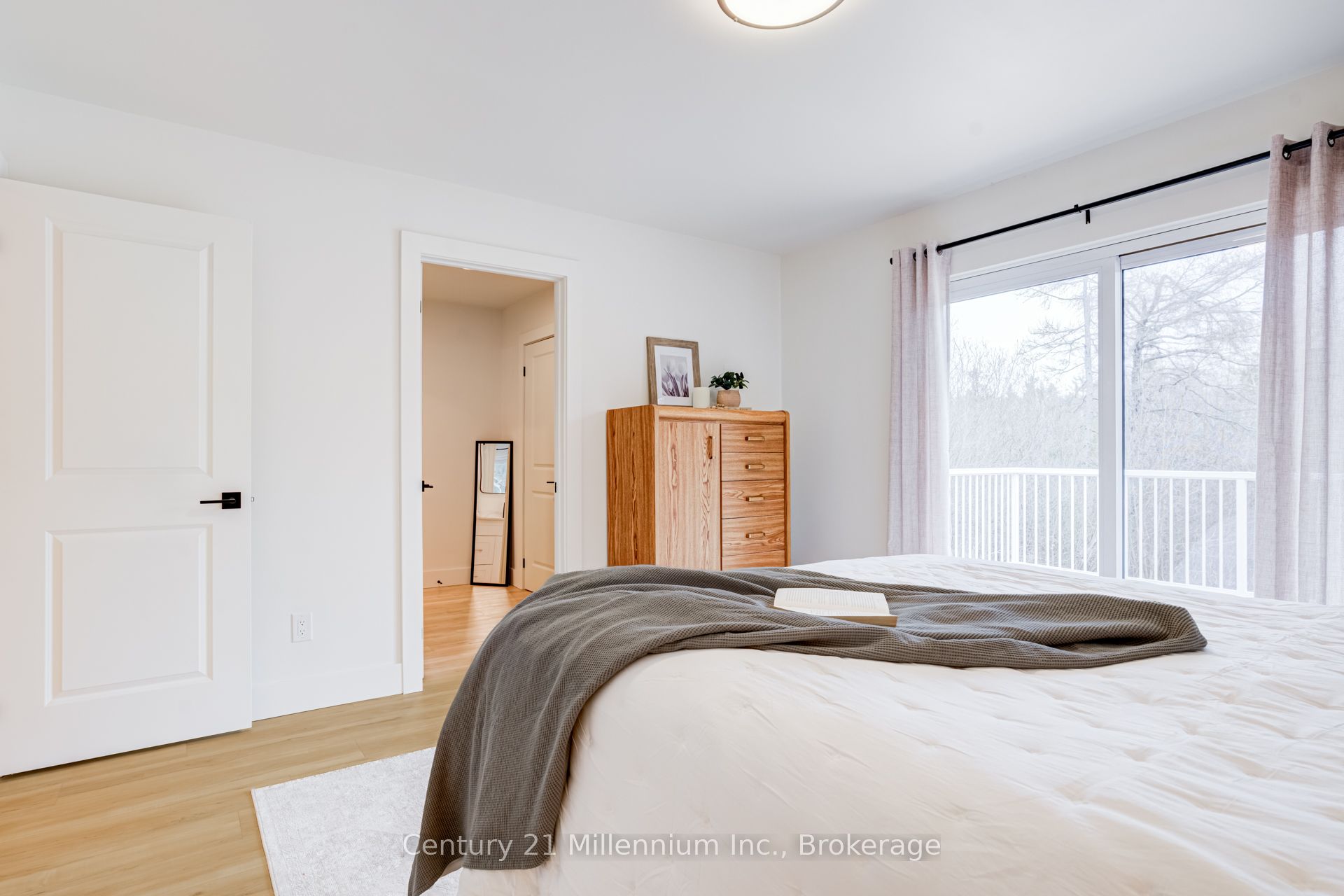12 Nicholas Street Property Photo 18