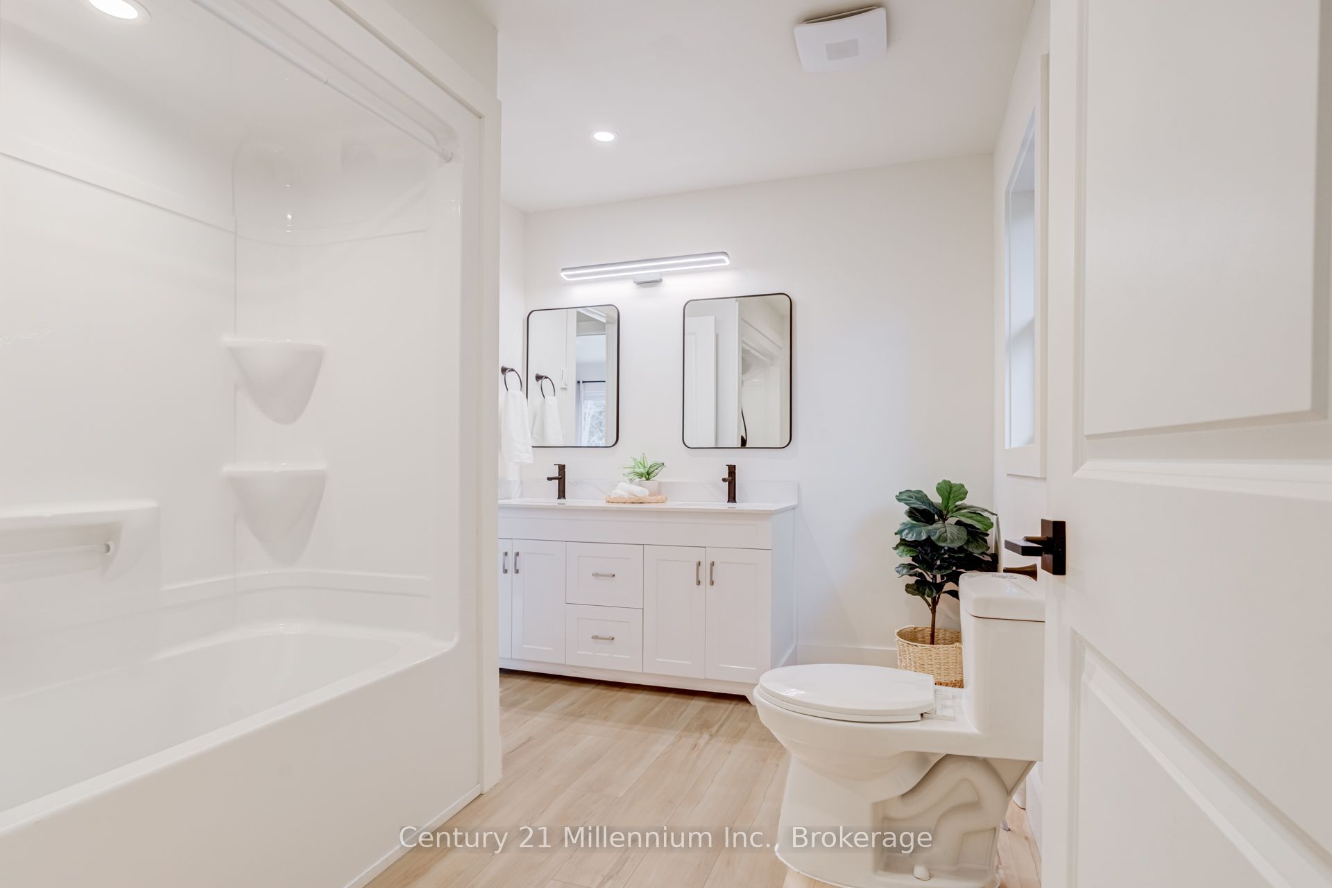 12 Nicholas Street Property Photo 20