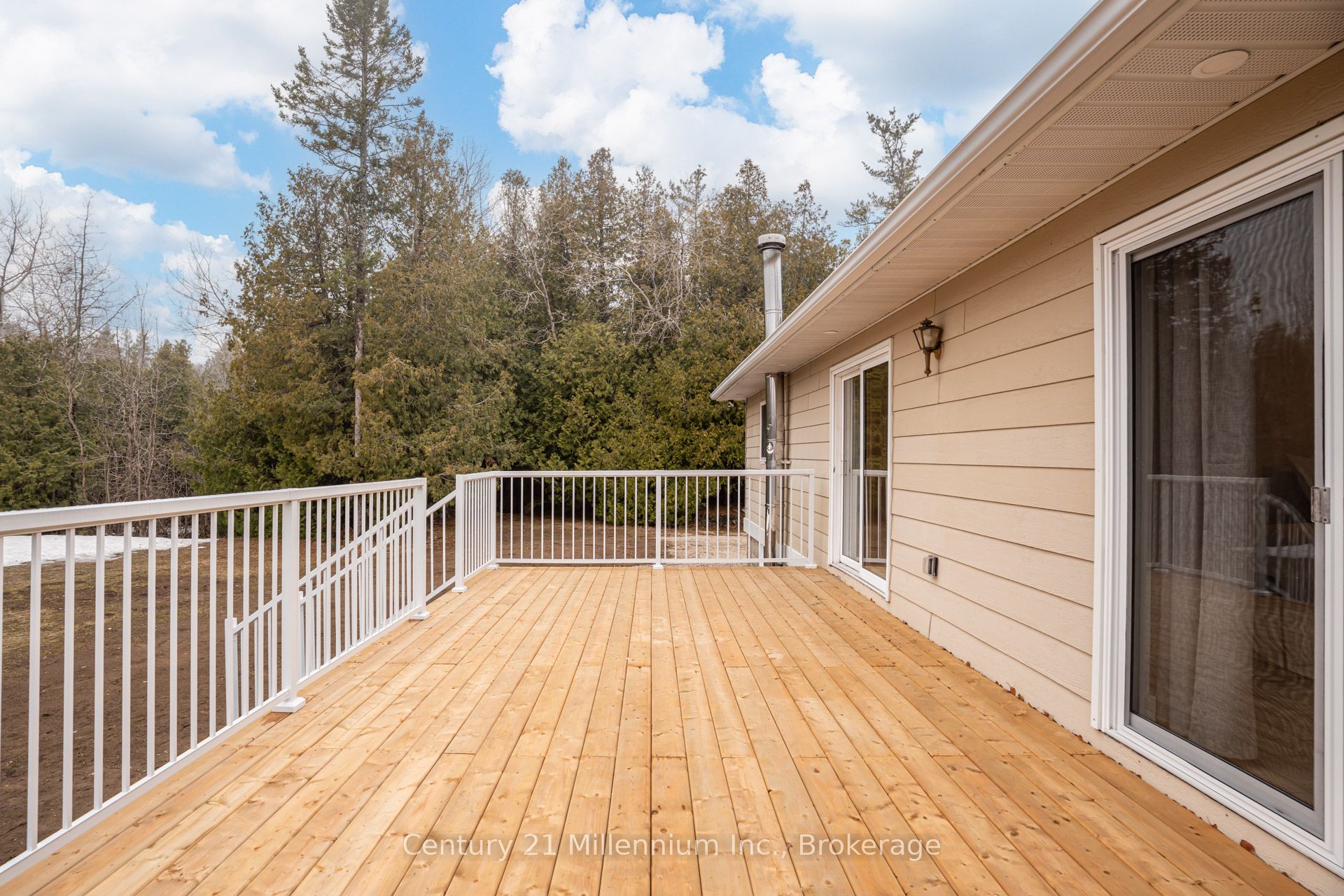 12 Nicholas Street Property Photo 35