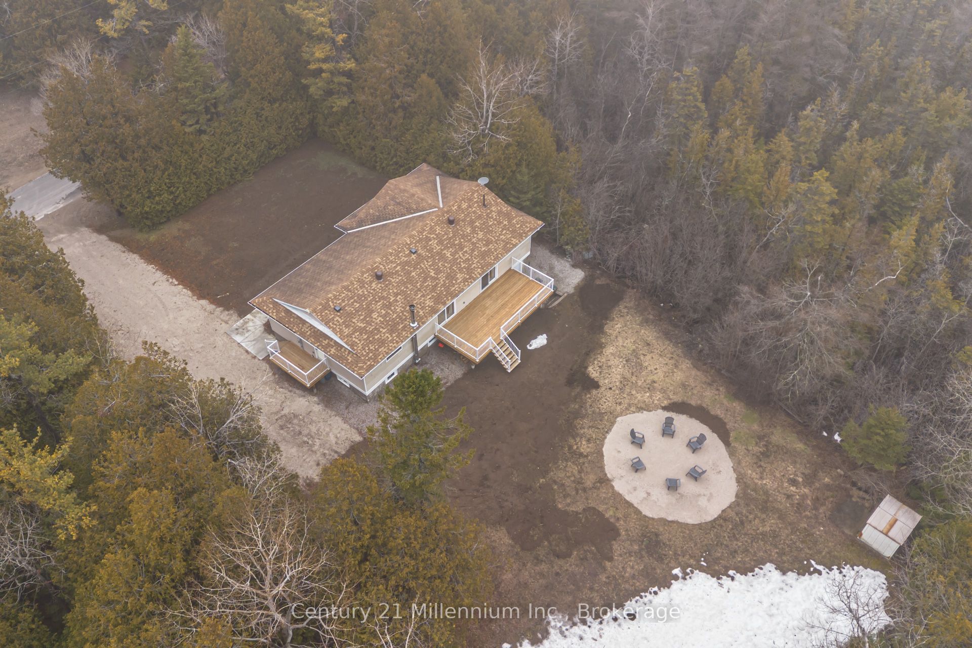 12 Nicholas Street Property Photo 46