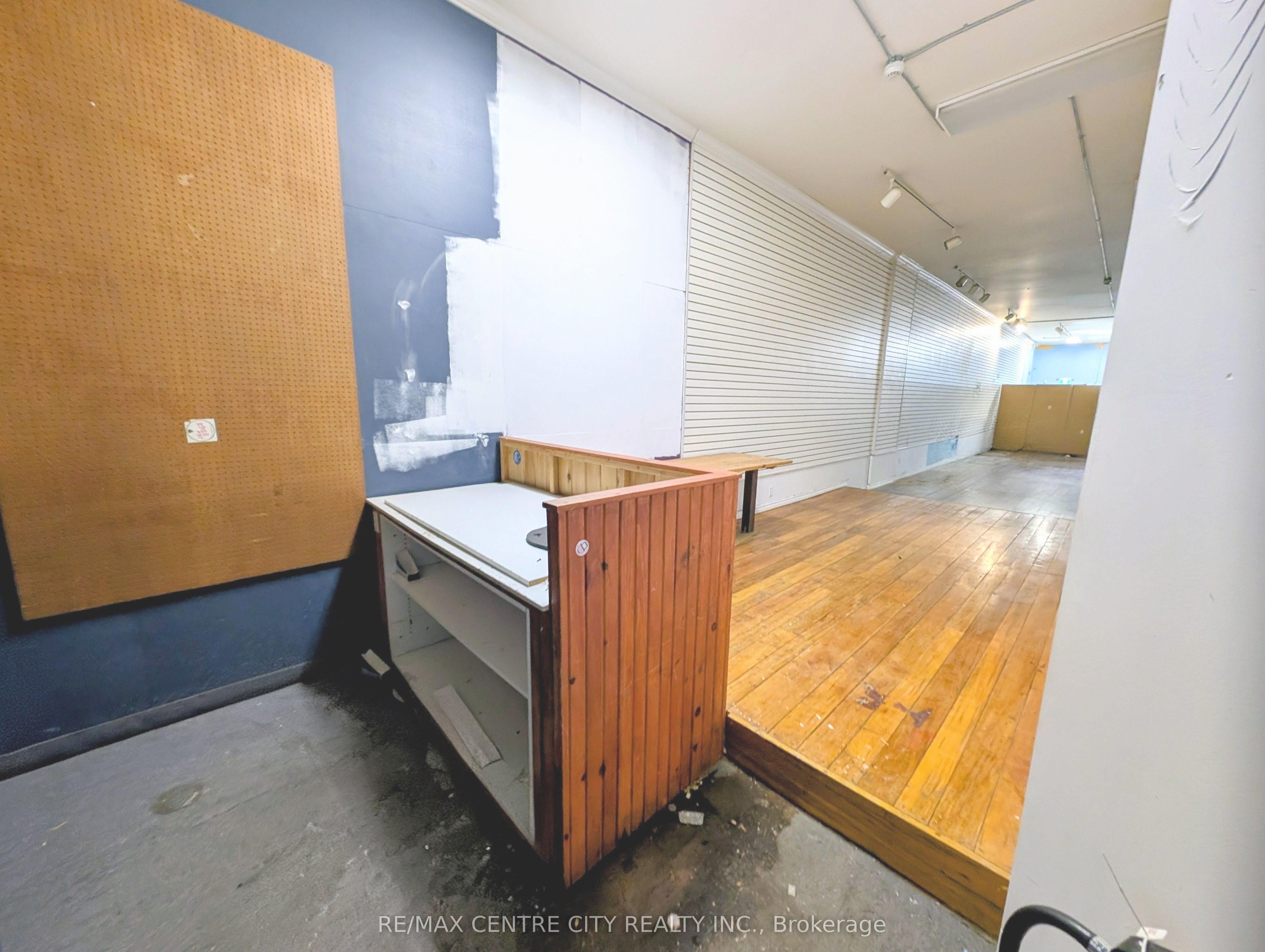 362 Richmond Street Unit B Property Photo 6