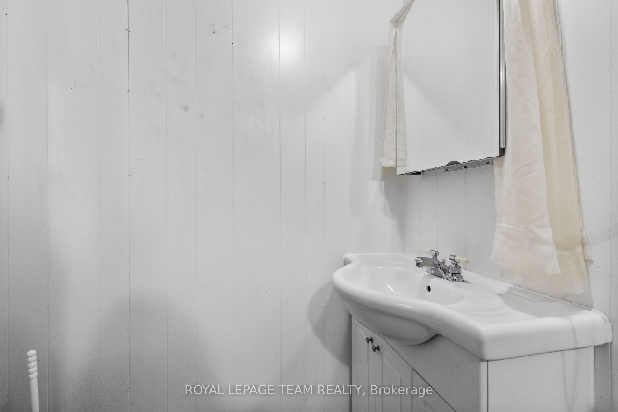 47 Daniel Street S Property Photo 9
