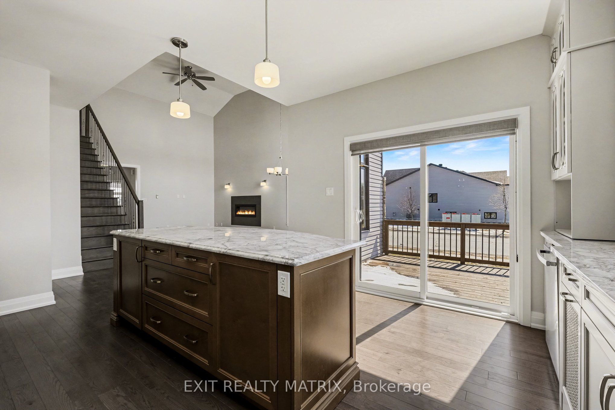 401 Bruges Street Property Photo 6
