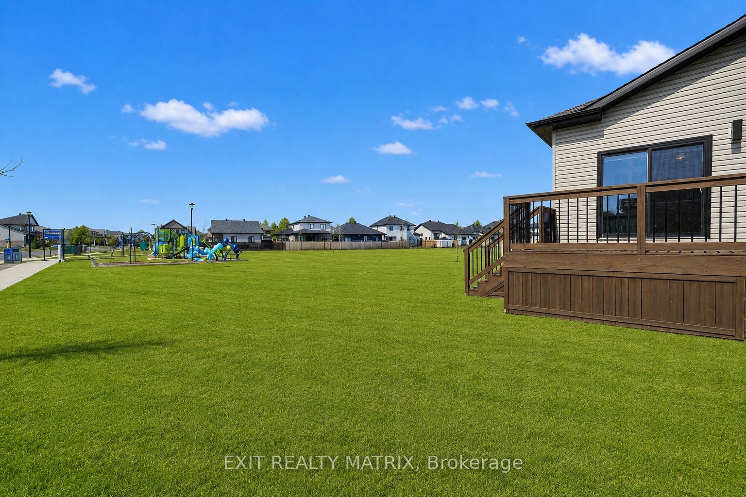 401 Bruges Street Property Photo 23