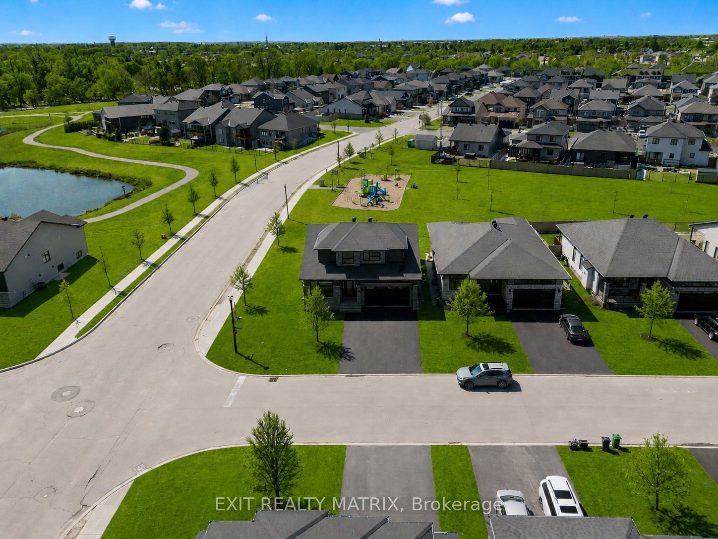 401 Bruges Street Property Photo 24