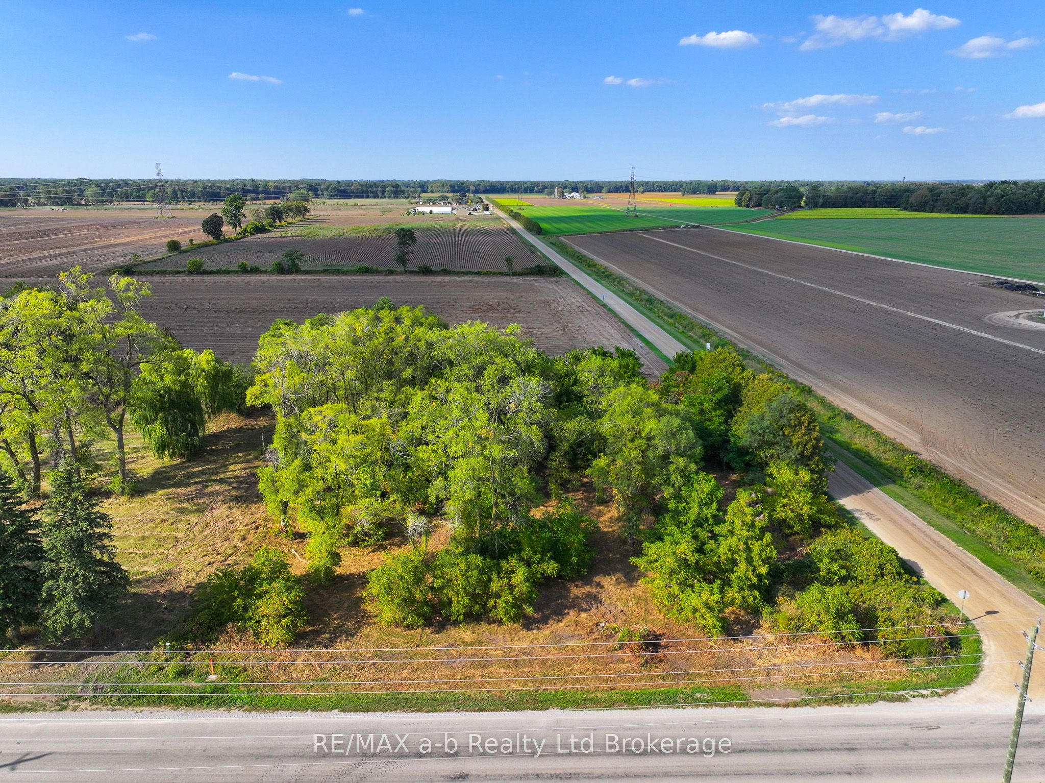 188 12th Concession Road Property Photo 1