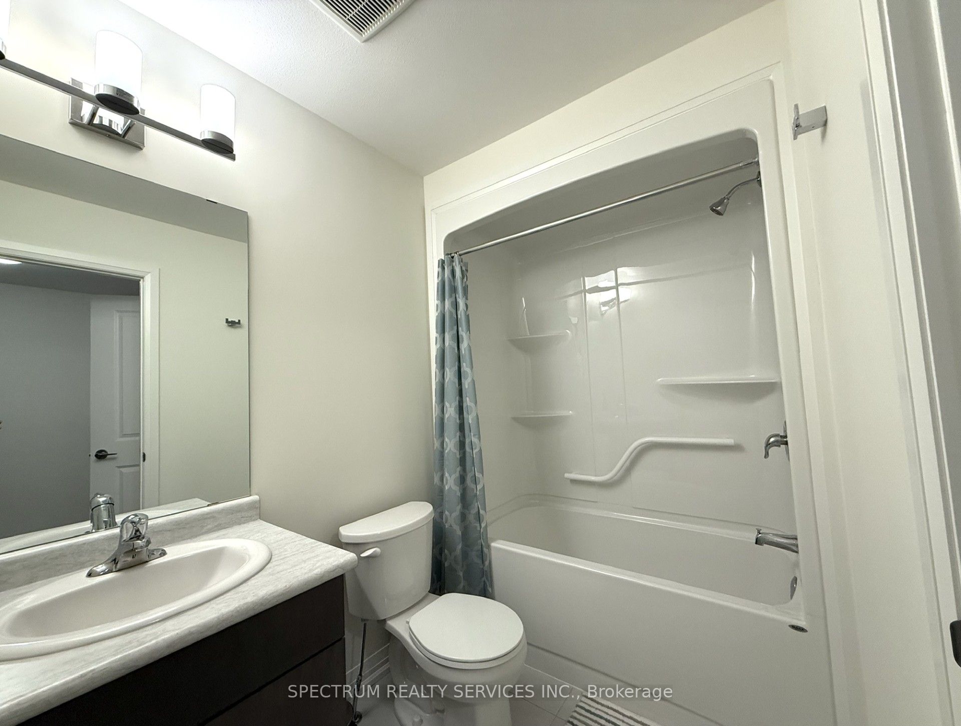 7436 Matteo Drive Property Photo 15