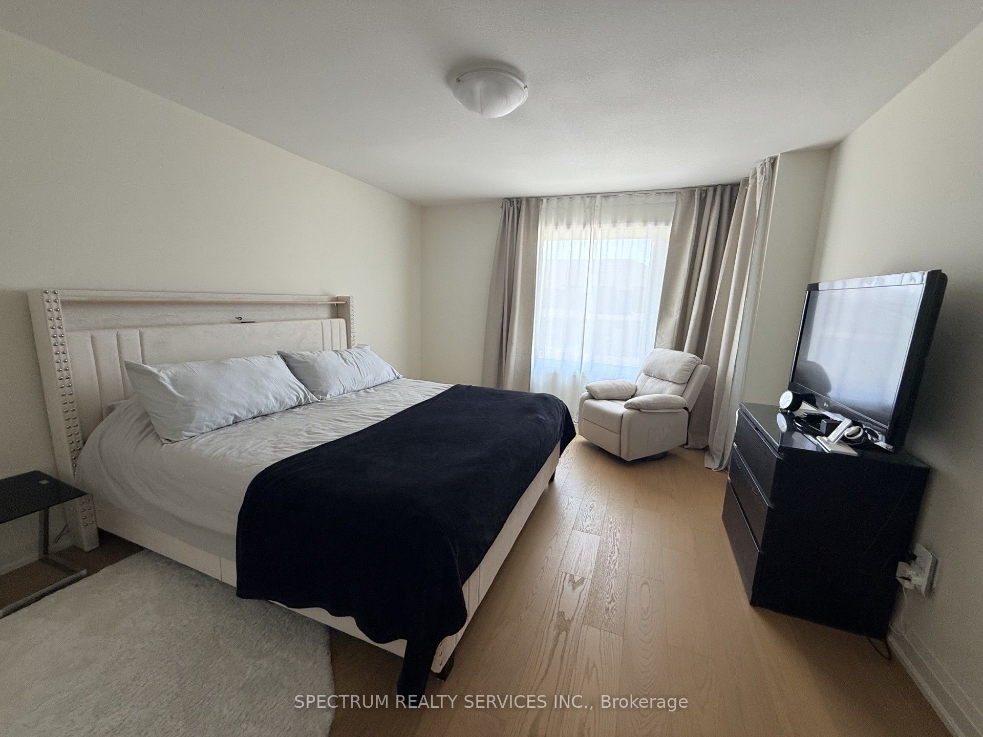 7436 Matteo Drive Property Photo 19